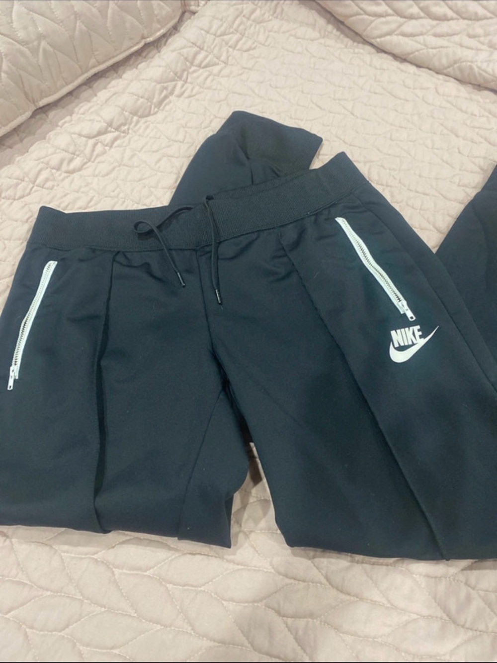 Nike men’s tech Jogger Pants